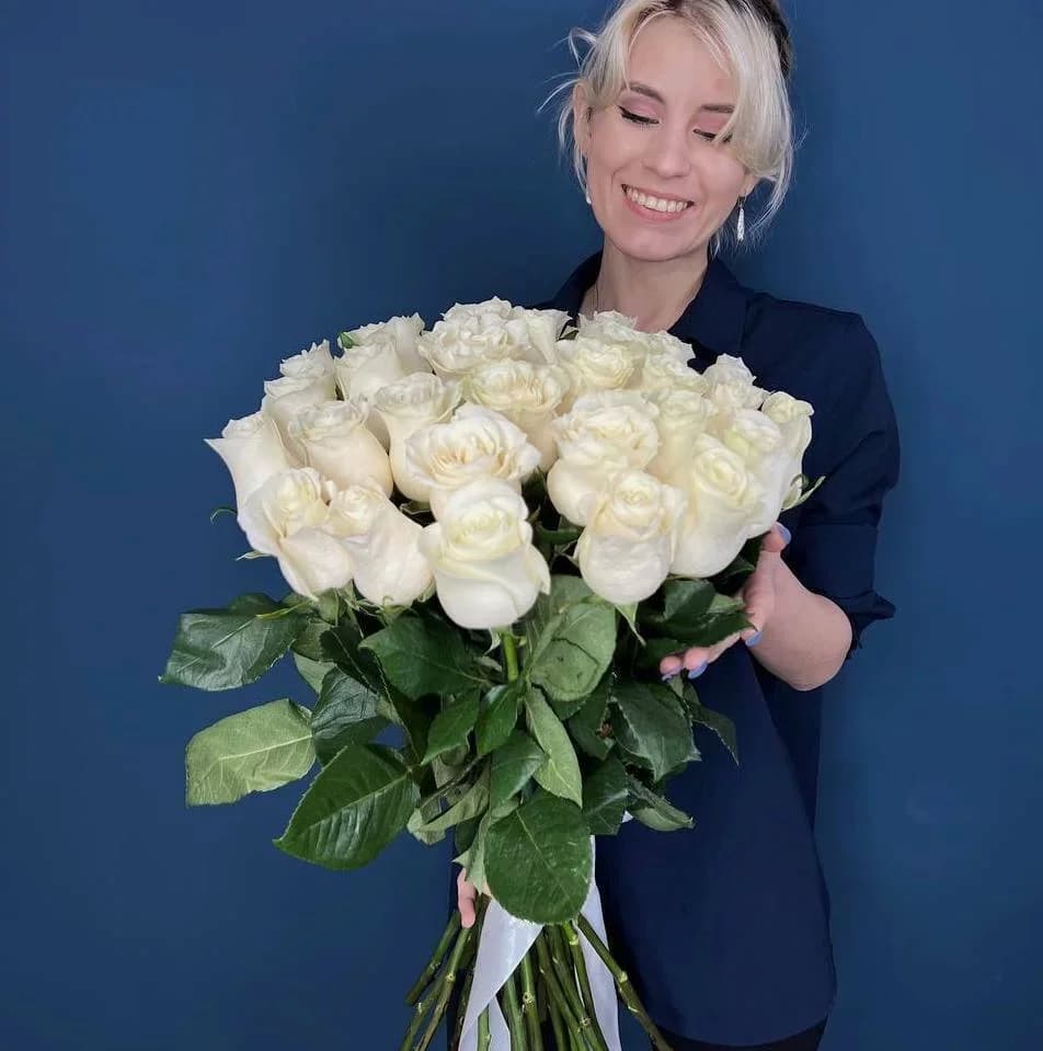 Доставка цветов в Уфе: Сервис эмоций и красоты